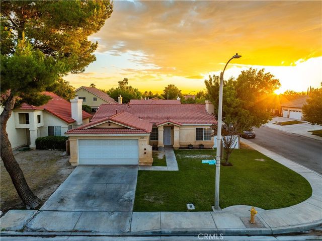 44129 Amherst Lane, Lancaster, CA 93536