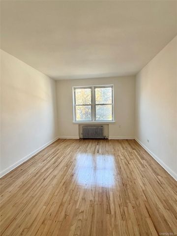 141-42 78th Road 1F, Kew Garden Hills, NY 11367