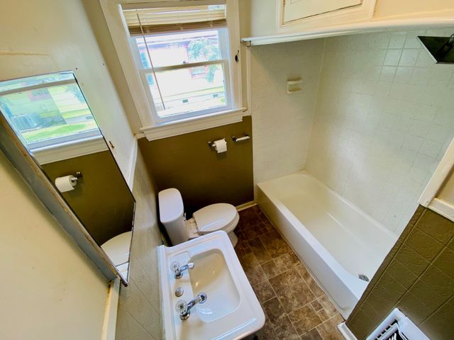 4902 Caswell Ave A, Austin, TX 78751