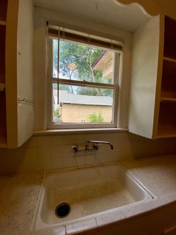 4902 Caswell Ave A, Austin, TX 78751