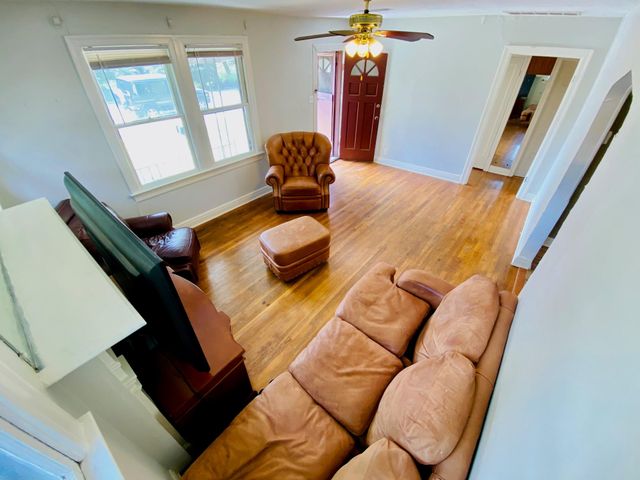 4902 Caswell Ave A, Austin, TX 78751