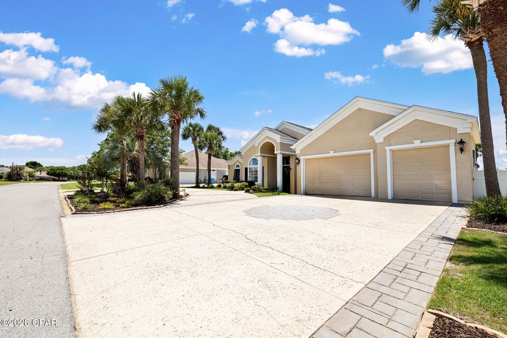 Image 7 of property listing at 119 Legend Lakes Drive, Panama City Beach, FL 32408