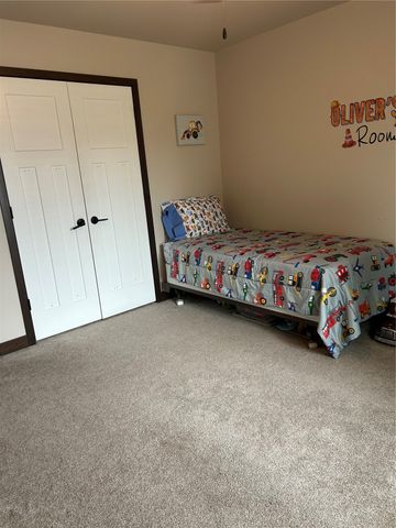 571 Doe Avenue, Tiffin, IA 52340