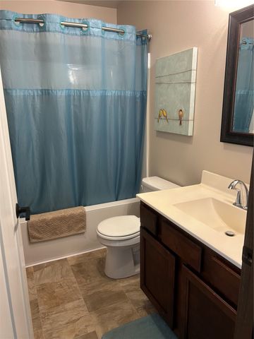 571 Doe Avenue, Tiffin, IA 52340