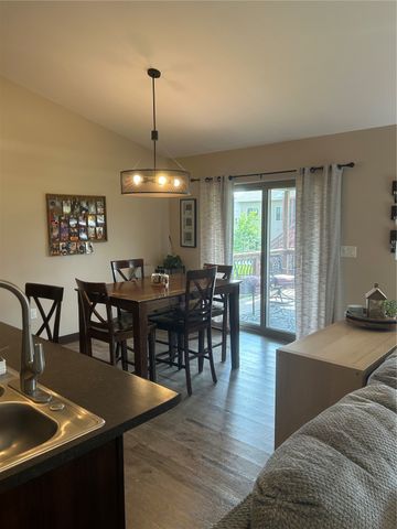 571 Doe Avenue, Tiffin, IA 52340