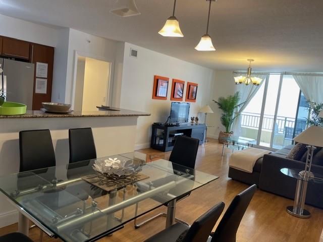 2080 S Ocean Dr 505, Hallandale Beach, FL 33009