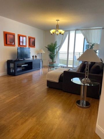 2080 S Ocean Dr 505, Hallandale Beach, FL 33009