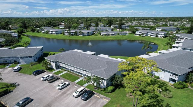 2830 SW 13th Street 101, Delray Beach, FL 33445