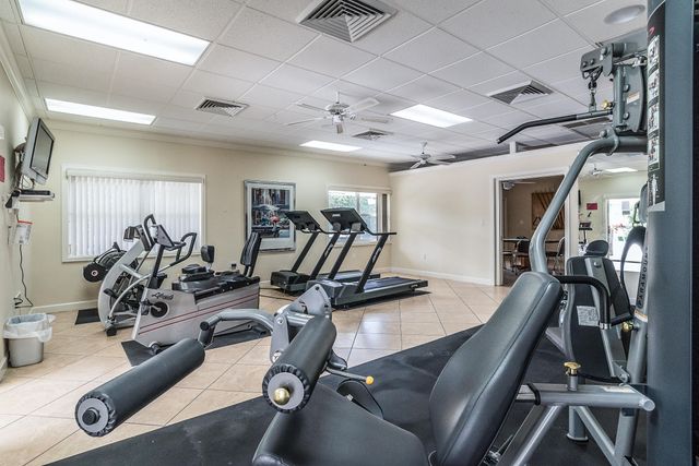 2830 SW 13th Street 101, Delray Beach, FL 33445