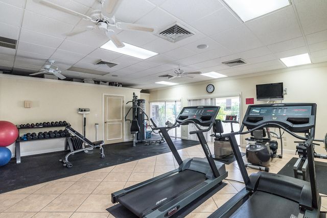 2830 SW 13th Street 101, Delray Beach, FL 33445