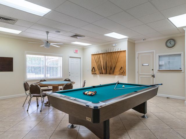 2830 SW 13th Street 101, Delray Beach, FL 33445