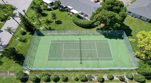 2830 SW 13th Street 101, Delray Beach, FL 33445
