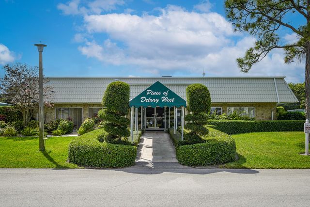 2830 SW 13th Street 101, Delray Beach, FL 33445