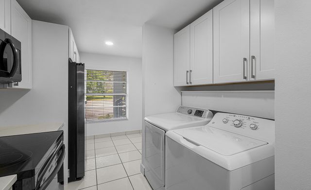 2830 SW 13th Street 101, Delray Beach, FL 33445