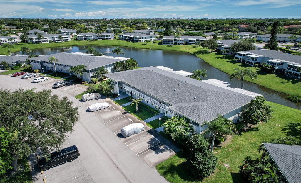 2830 SW 13th Street 101, Delray Beach, FL 33445