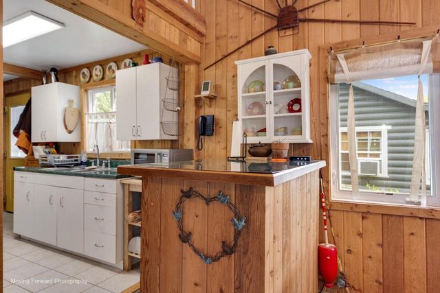 N4550 E Shore Place ROAD, Cambridge, WI 53523