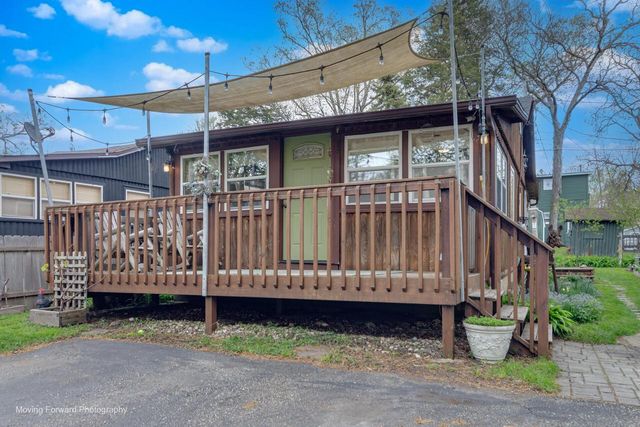 N4550 E Shore Place ROAD, Cambridge, WI 53523