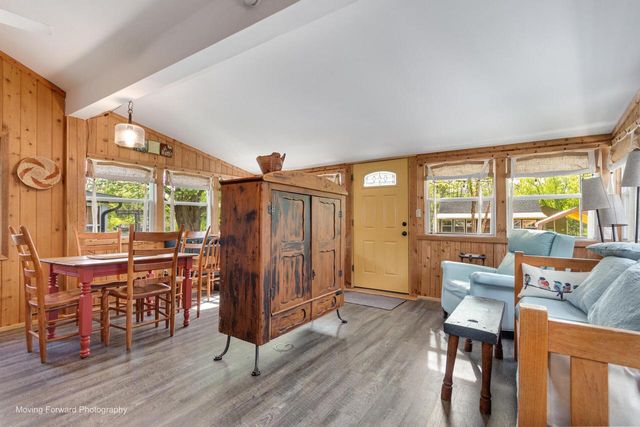 N4550 E Shore Place ROAD, Cambridge, WI 53523