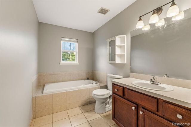 1975 Enterprise Drive, Troy, MI 48083