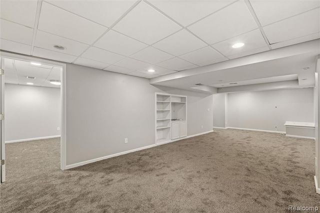 1975 Enterprise Drive, Troy, MI 48083