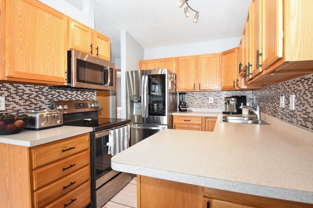 4773 TOWNSITE Place S, Fargo, ND 58104