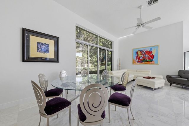 19149 Cloister Lake Lane, Boca Raton, FL 33498