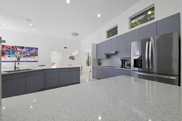 19149 Cloister Lake Lane, Boca Raton, FL 33498