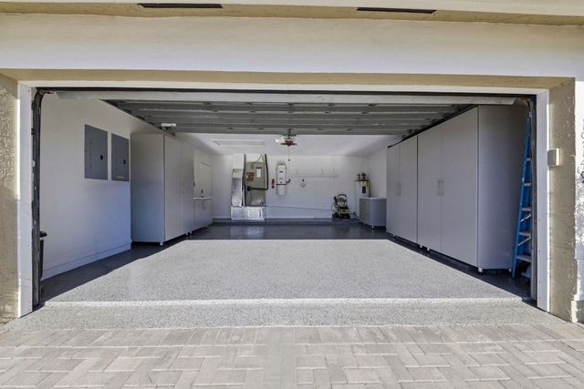 19149 Cloister Lake Lane, Boca Raton, FL 33498