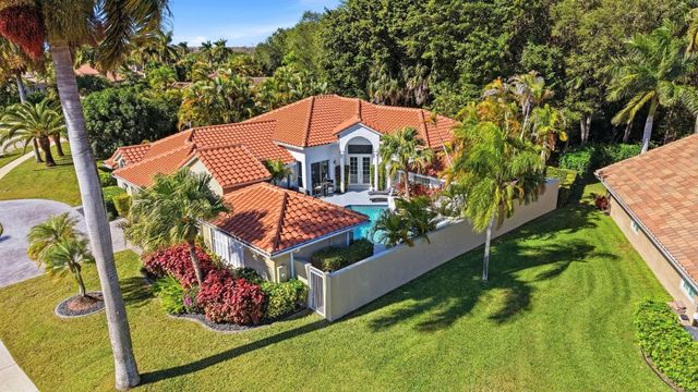 19149 Cloister Lake Lane, Boca Raton, FL 33498