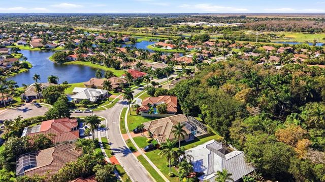 19149 Cloister Lake Lane, Boca Raton, FL 33498