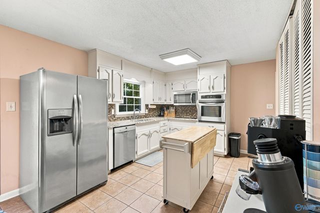 9605 Nottingham Lane, Huntsville, AL 35803