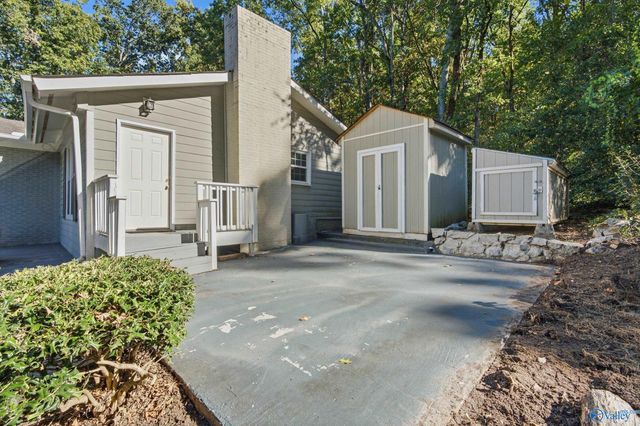 9605 Nottingham Lane, Huntsville, AL 35803