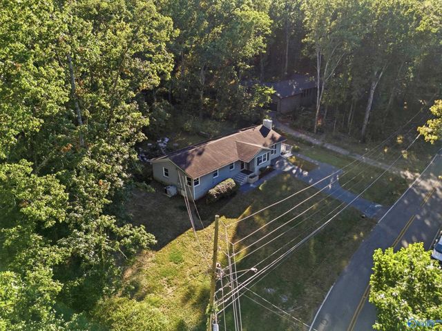 9605 Nottingham Lane, Huntsville, AL 35803