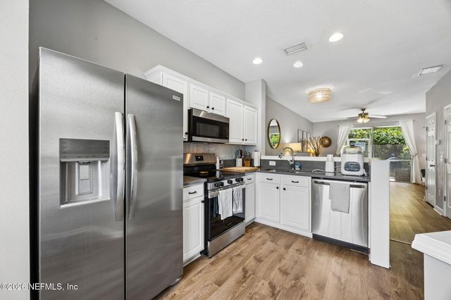 3518 NIGHTSCAPE Circle, Jacksonville, FL 32224