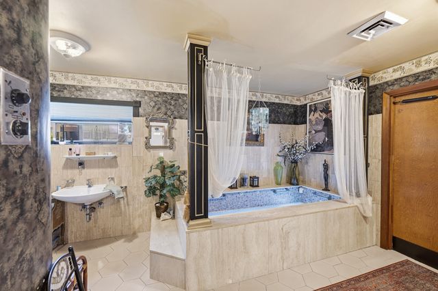 512 SW 15th Street, Fort Lauderdale, FL 33315