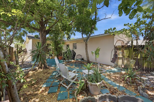 512 SW 15th Street, Fort Lauderdale, FL 33315