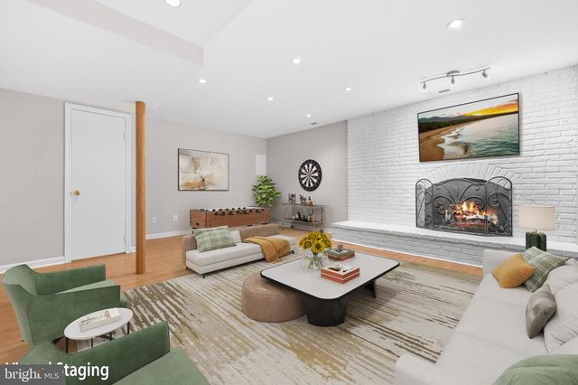 9222 BAILEY LN, Fairfax, VA 22031