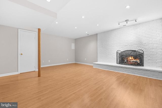 9222 BAILEY LN, Fairfax, VA 22031