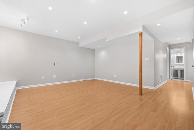 9222 BAILEY LN, Fairfax, VA 22031