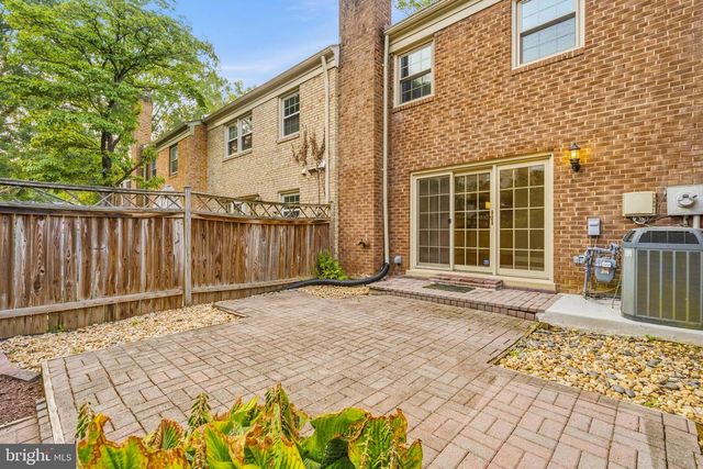 9222 BAILEY LN, Fairfax, VA 22031