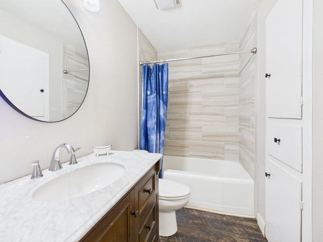 213 Reierson Avenue, Athens, TX 75751