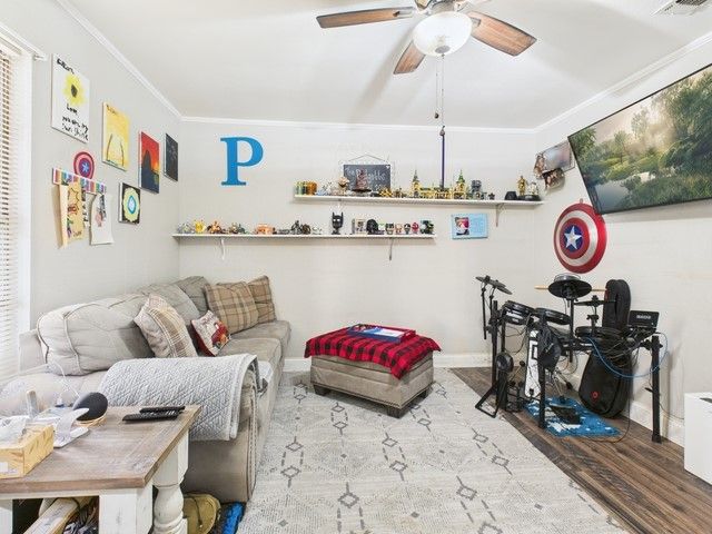 213 Reierson Avenue, Athens, TX 75751