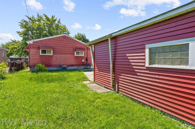1686 S Bassett Street, Detroit, MI 48217