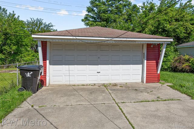 1686 S Bassett Street, Detroit, MI 48217