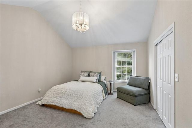 10657 E 46th Street, Kansas City, MO 64133
