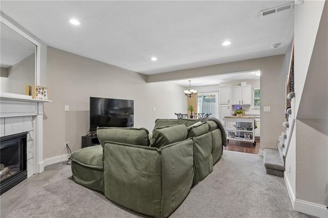 10657 E 46th Street, Kansas City, MO 64133