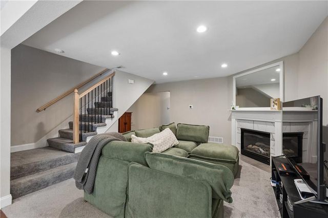 10657 E 46th Street, Kansas City, MO 64133