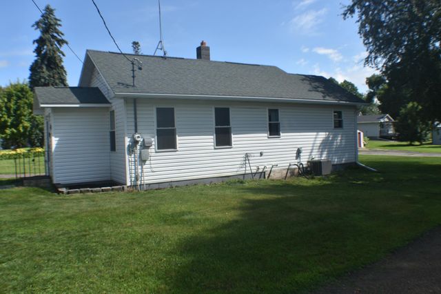 103 5th Avenue E, Osakis, MN 56360