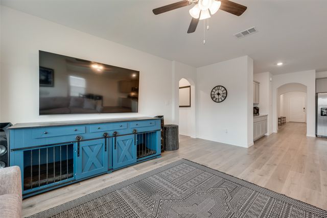 10108 Autumn Leaves Lane, Aubrey, TX 76227