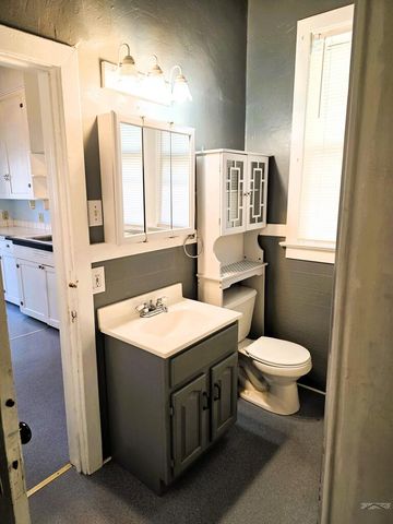 1917 Court St, Pueblo, CO 81003